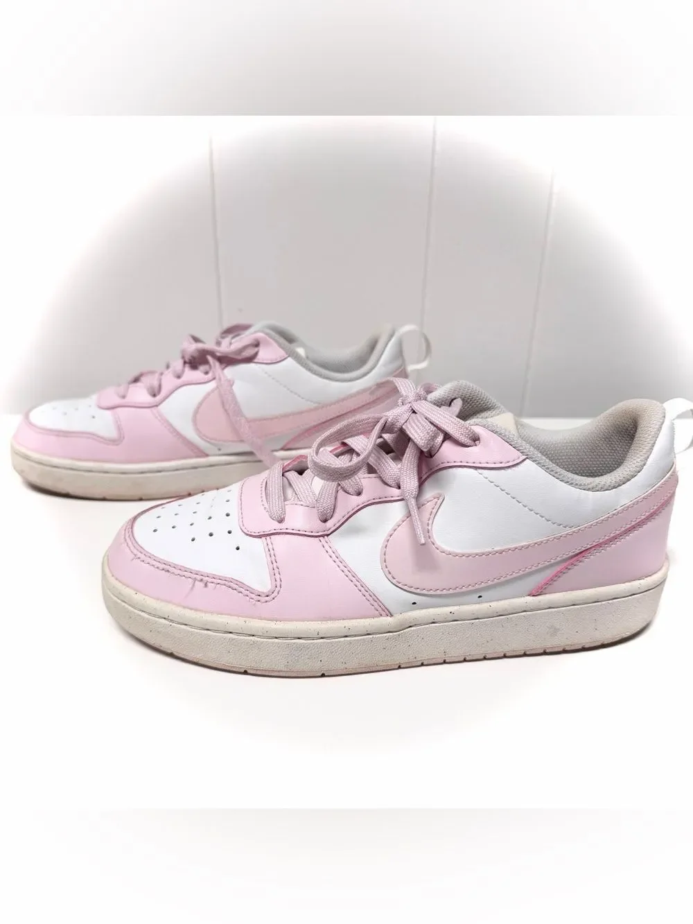 Nike Court Borough Low GS Pink Sneaker 6.5Y or Women’s 8